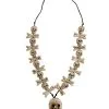 Knochen Halskette Mit Totenschädel -Cosplay Verkäufe knochen halskette mit totenkoepfe bone necklace with skulls kostuemzubehoer 38683 01
